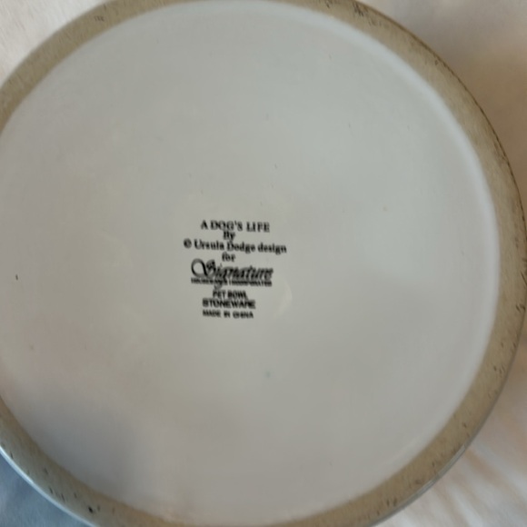 Classic White Dog Bowl - Picture 8 of 8